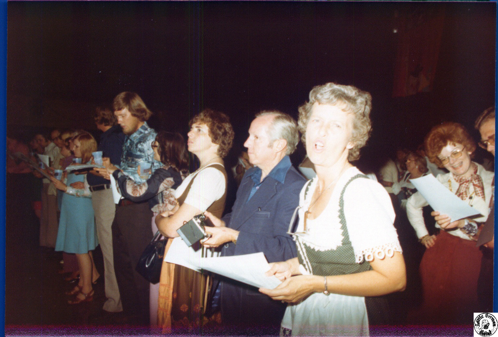 1976 10 16 05 Raleigh Oktoberfest.jpg